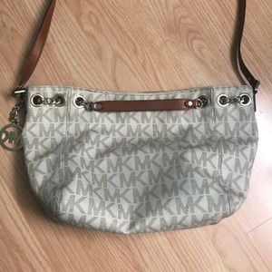 MICHAEL KORS THREE WAY BAG 100% authentic